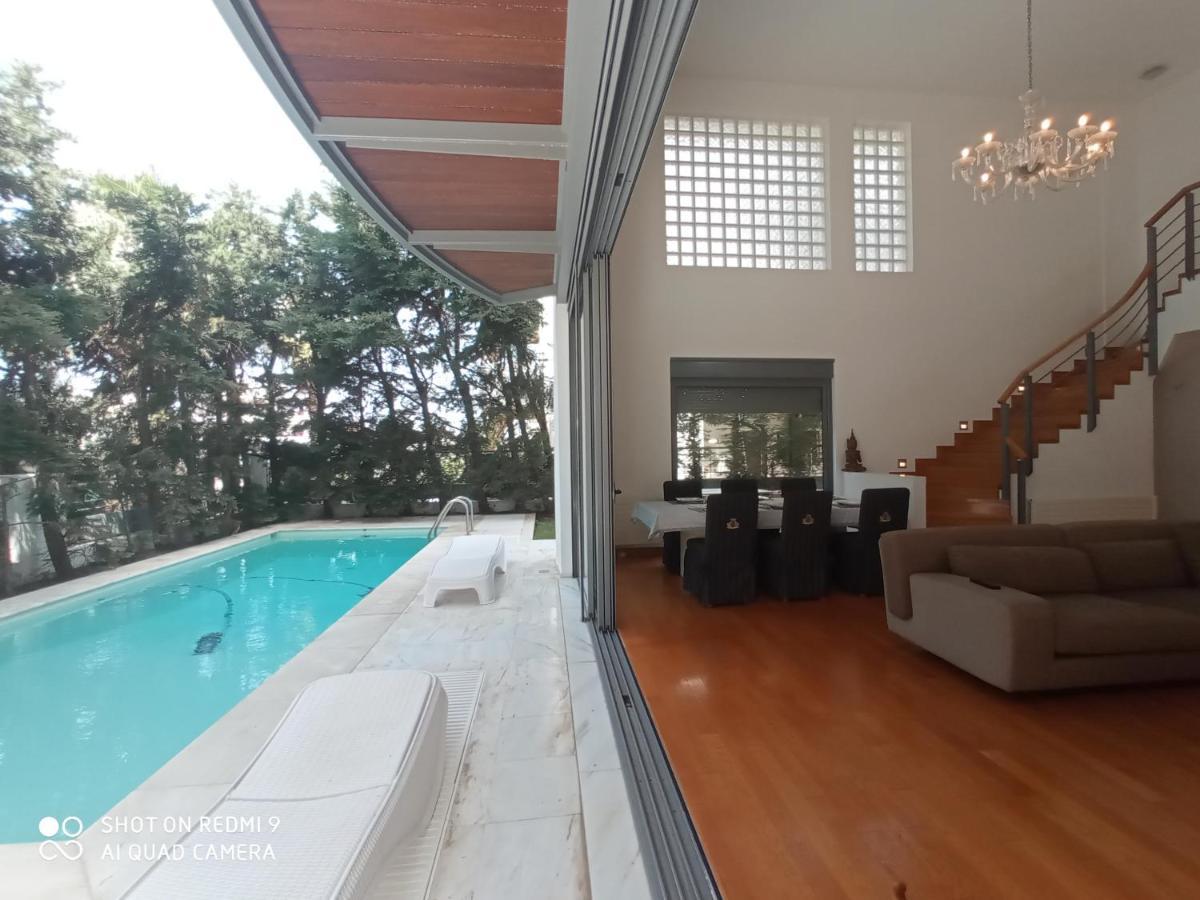 Ultra-Modern Living, Luxe 4Br With Private Outdoor Pool Βίλα Αθήνα Εξωτερικό φωτογραφία